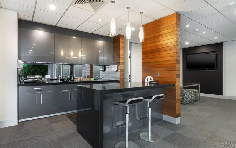 64 Victor Crescent, Narre Warren Image 3