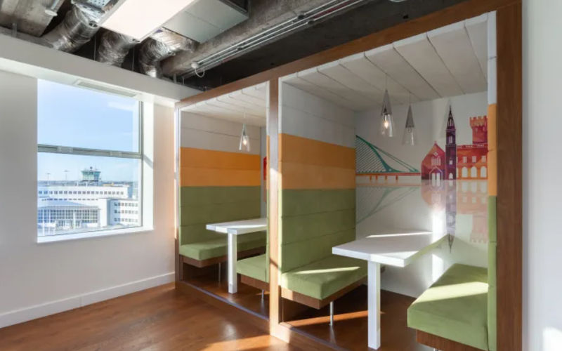 708 Heartland Trl, Madison Image 2