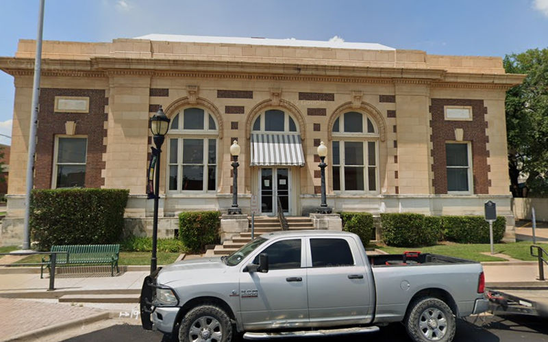 2920 Lee Street, Greenville Image 5