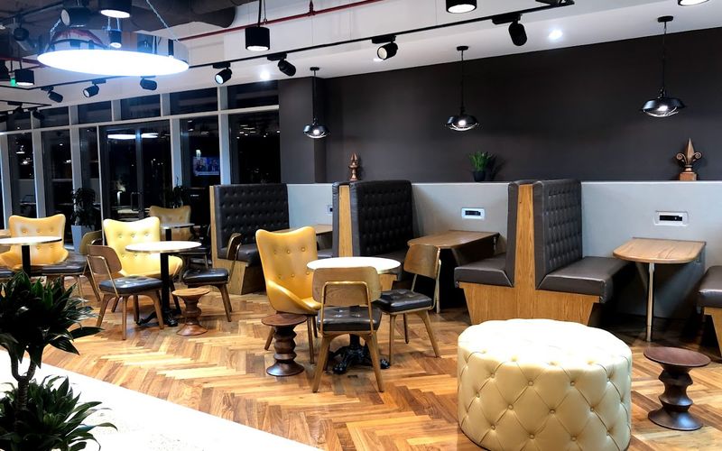 Airport Road, Riyadh Image 4