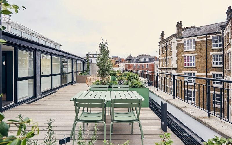 16 Laystall Street, London Image 5