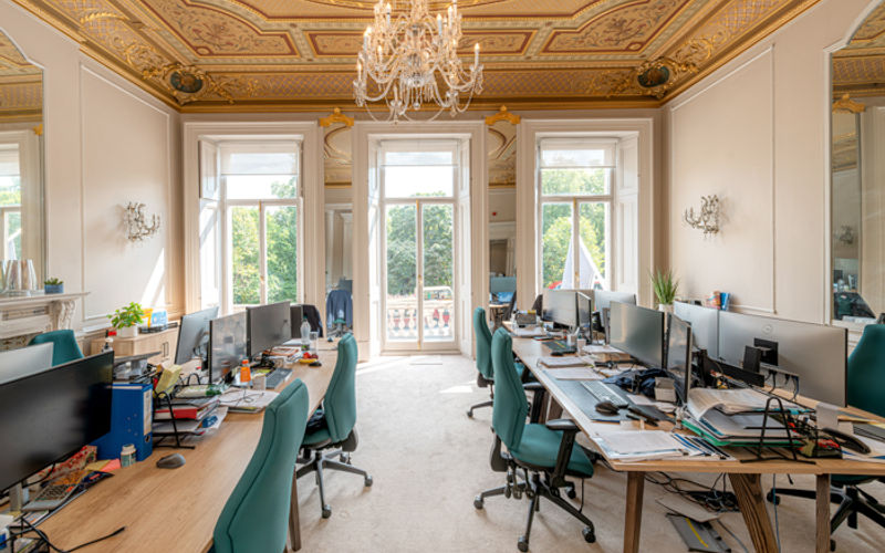 118 Piccadilly, Greater London Image 1