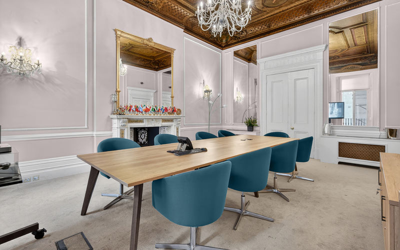 118 Piccadilly, Greater London Image 1
