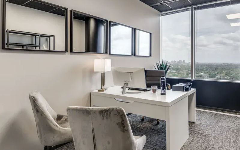 2325 E Camelback Rd, Phoenix Image 1