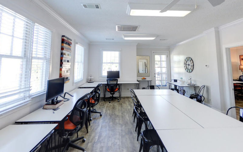 507 Ocean Blvd, St Simons Island Image 4