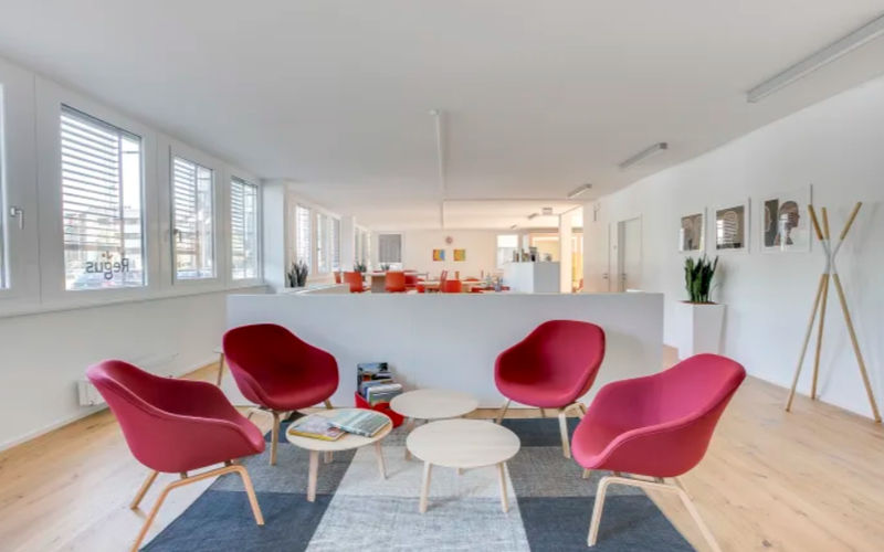 4605 Lapiniere Boulevard, Brossard Image 3