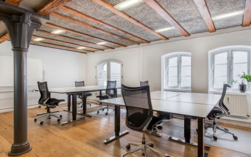 135 N 2nd Ave, Phoenix, 50 DESKS 135 N 2nd Ave, Phoenix Image 1