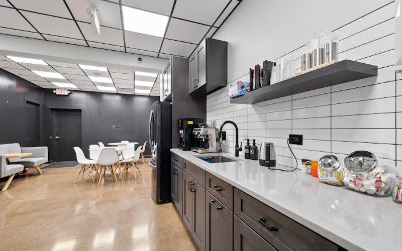 7358 Lincoln Ave, Lincolnwood Image 9