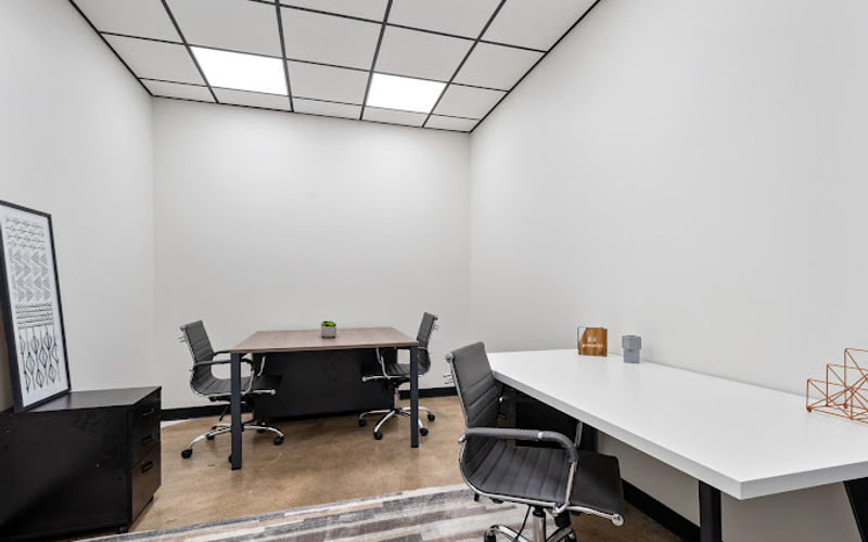 7358 Lincoln Ave, Lincolnwood Image 4