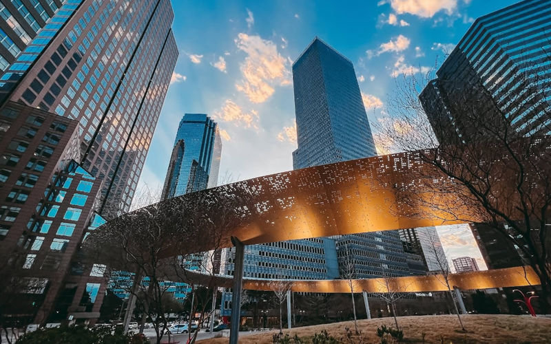 1700 Pacific Ave, Dallas Image 3