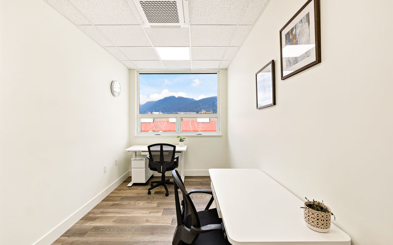 117 East 15th Street, North Vancouver Image 4