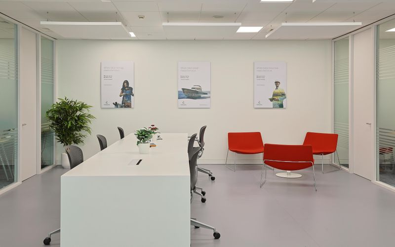 Convention Tower, Sheikh Zayed Road, Dubai Image 2