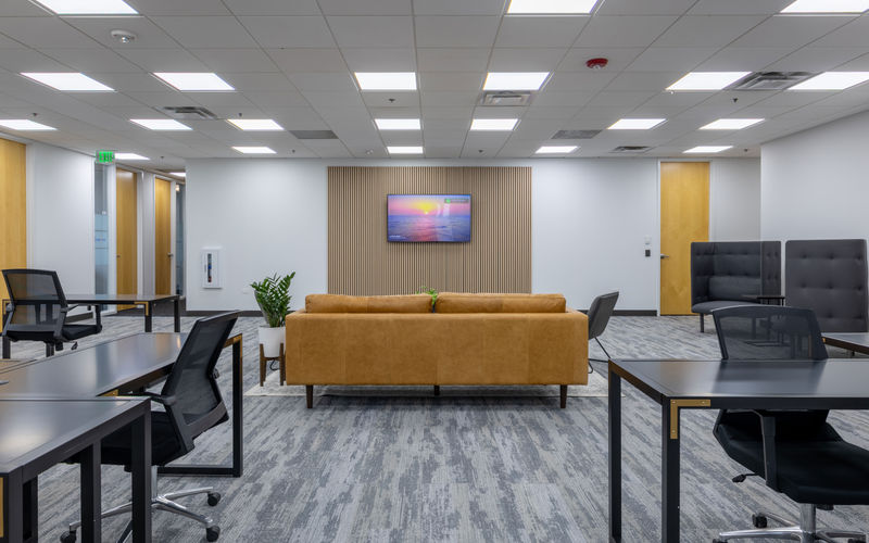 8400 East Crescent Parkway, Greenwood Village Image 1