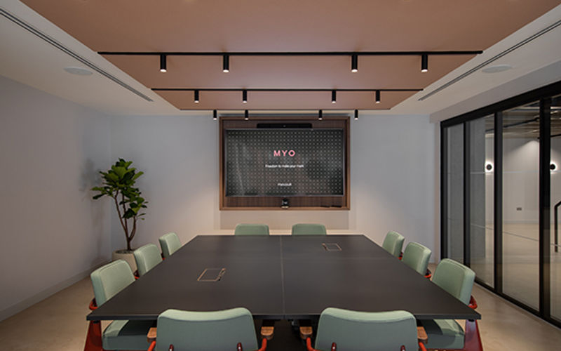 123 Victoria St, London Image 5