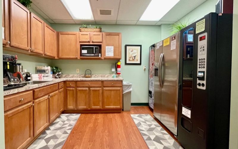 10015 Old Columbia Road, Columbia Image 6