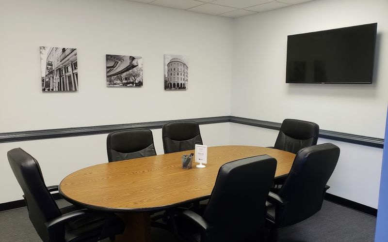 100 7th St, Portsmouth Image 1