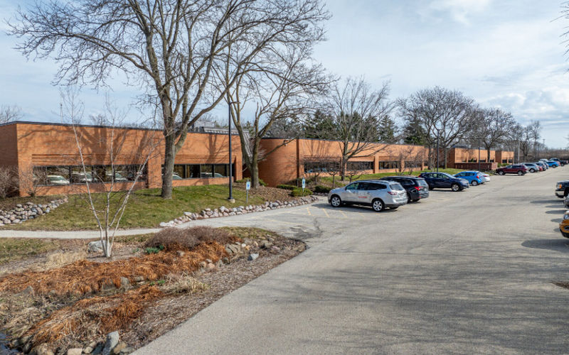 120 Bishops Way, Brookfield Image 11