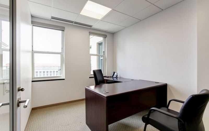 1700 Diagonal Rd, Alexandria Image 2