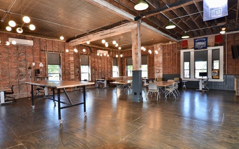 2150 3rd St, White Bear Lake Image 1