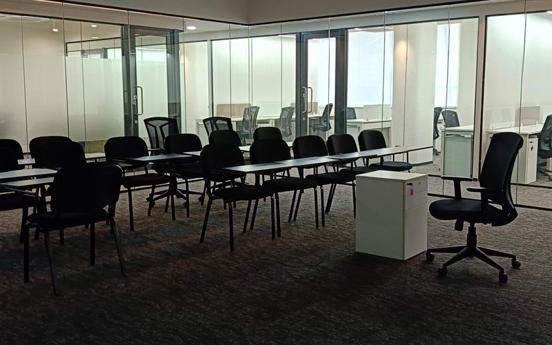 17 Race Course Rd Janjeerwala Square New Palasia, Indore Image 9