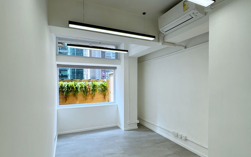 570-572 Nathan Road, Mong Kok Image 3