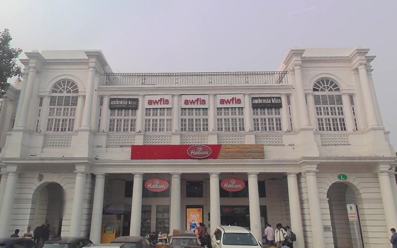 Block L29 - L34 Connaught Place, New Delhi Image 8