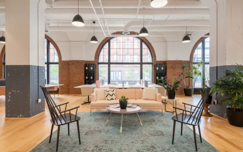 14 Sinter-goedeleplein, Brussels Image 3