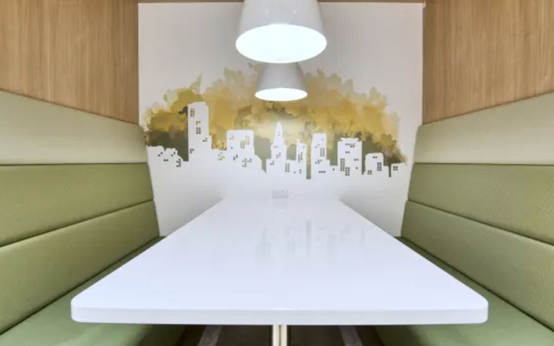 2055 Craigshire Rd, St Louis Image 7