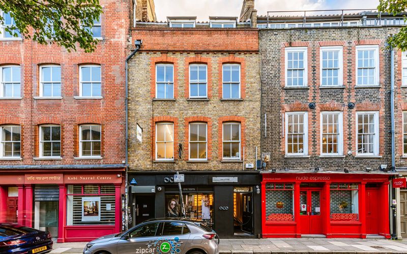28 Hanbury Street, Spitalfields Image 8
