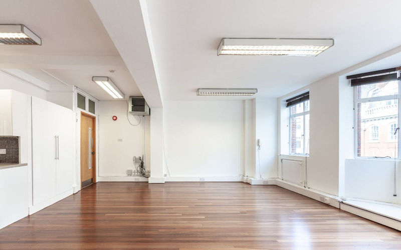 63-64 Margaret St, London Image 2