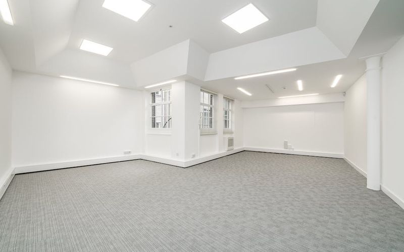 37-38 Margaret Street, Marylebone Image 1