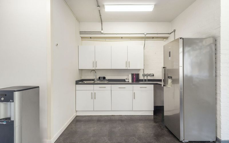 Dog & Duck Yard Princeton Street, Bloomsbury Image 3