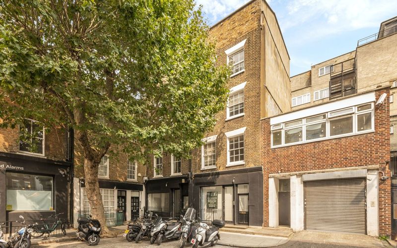 4 & 5a Goodge Place, Fitzrovia Image 1