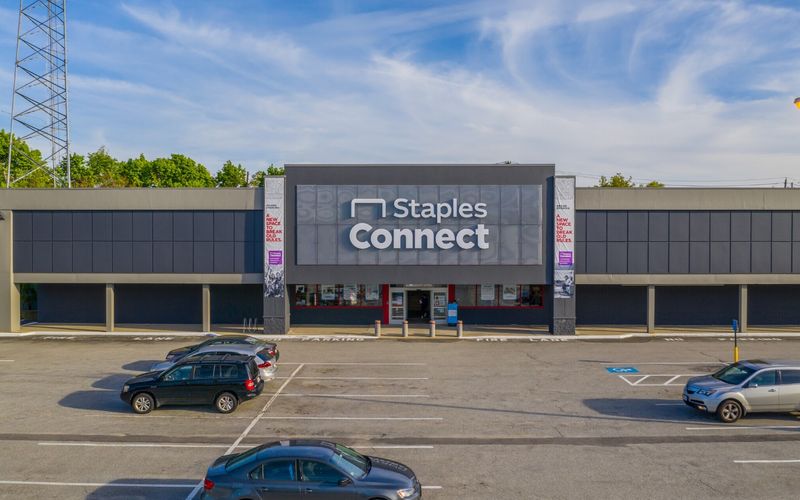 1660 Soldiers Field Rd, Brighton Image 10