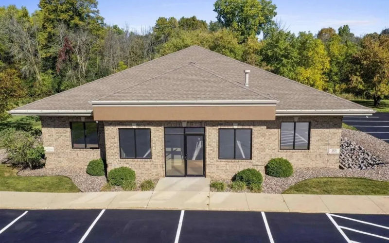 2325 Verlin Rd, Green Bay Image 11