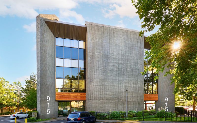 915 Broadway St, Vancouver Image 12