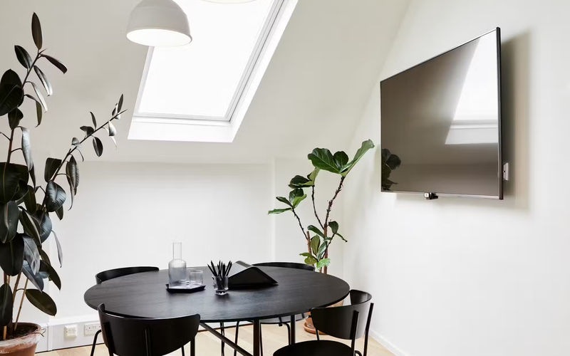 54-56 Camden Lock Place, Camden Town Image 4