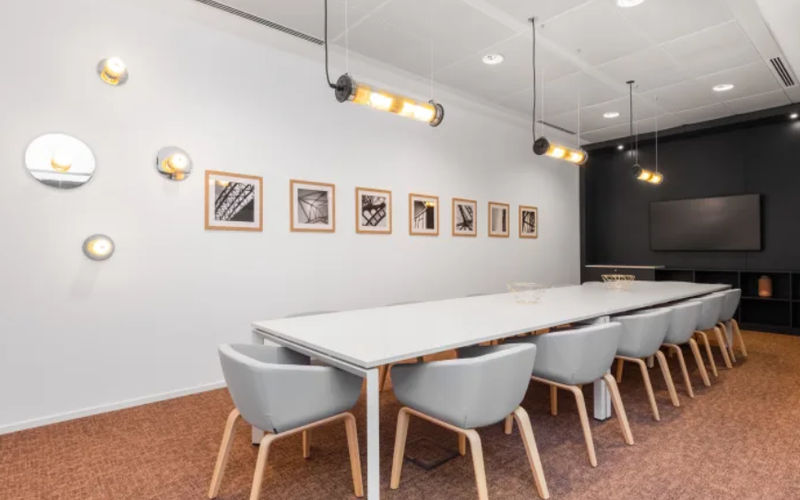 2 Avenida Emilio Lemos, Sevilla Image 1