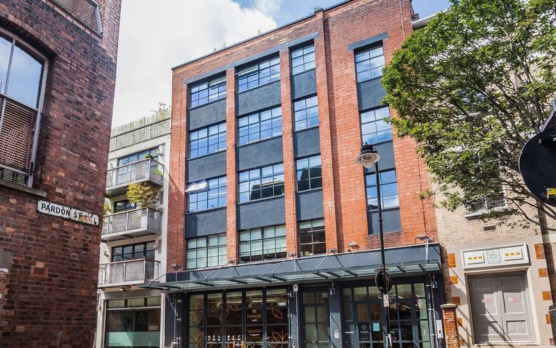 9 Dallington Street, London Image 12