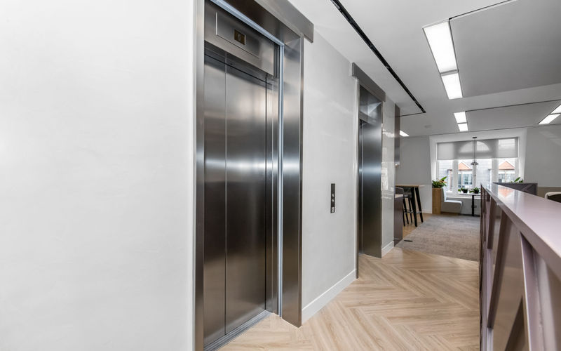 25 Bury Street, London Image 10