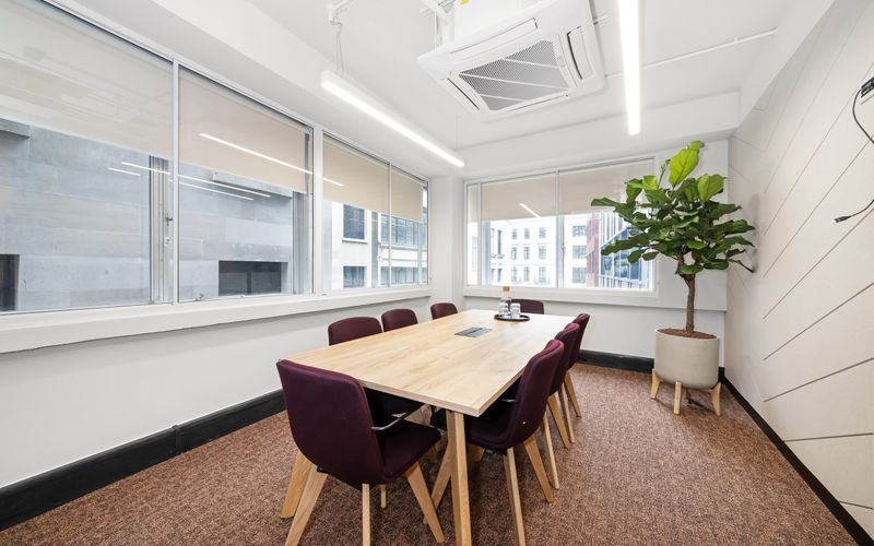 2 Swallow Place, London Image 3