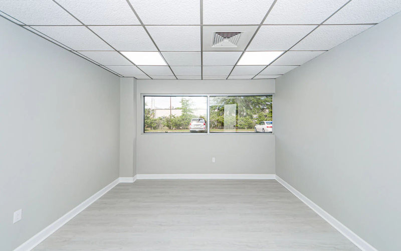 2155 N Park Ln, Charleston Image 1