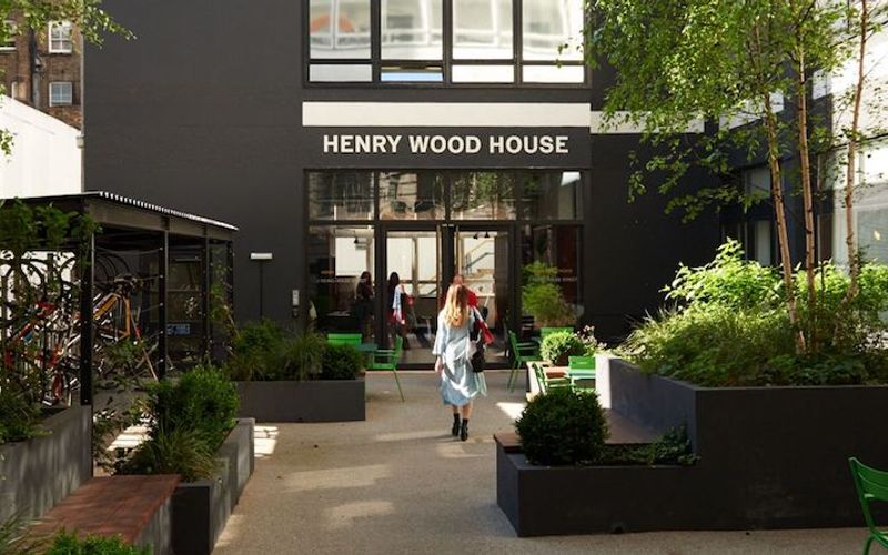 2 Riding House St, London Image 11