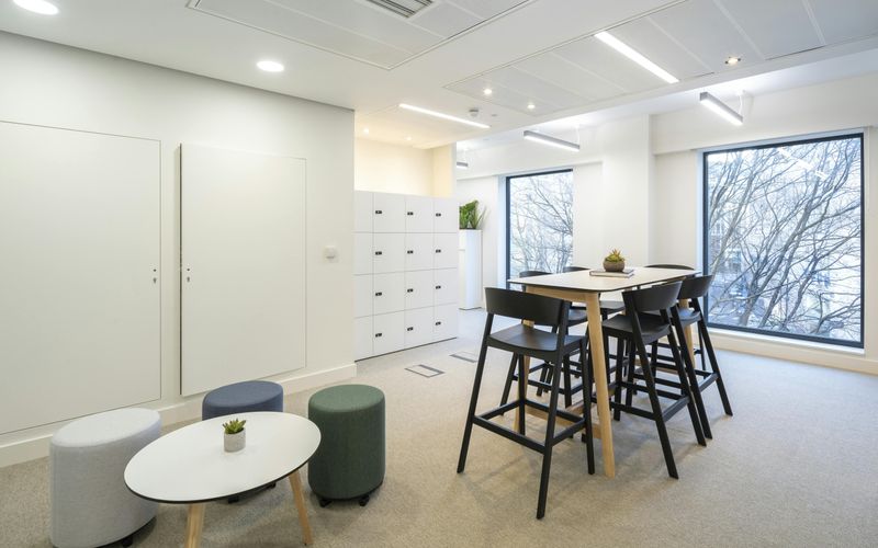 1 Love Ln, London Image 6