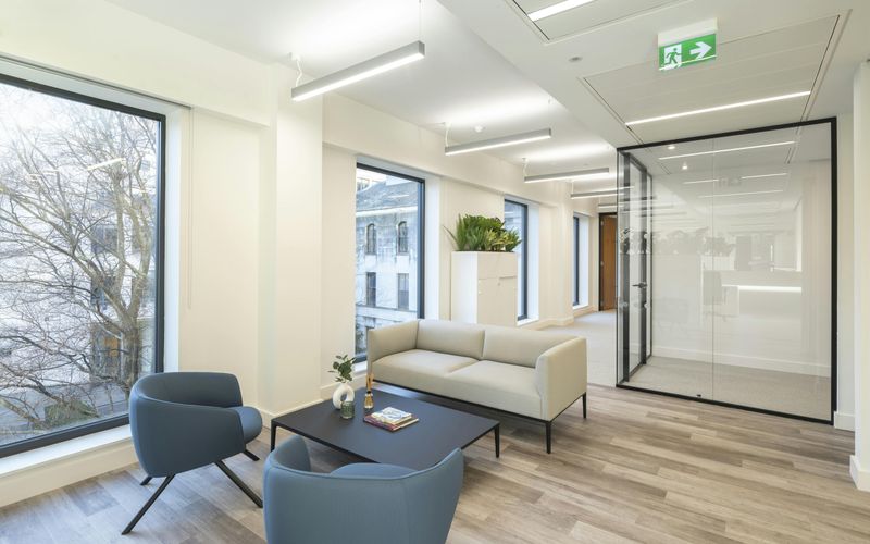 1 Love Ln, London Image 8