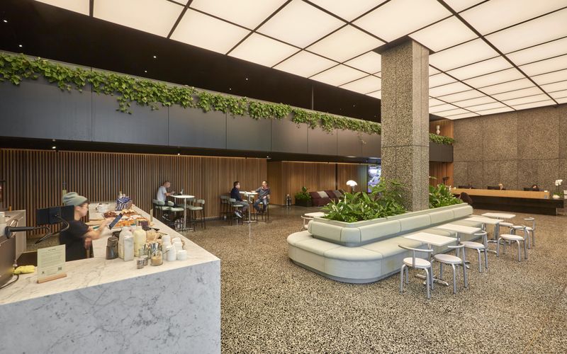 25 Cabot Square, London Image 7