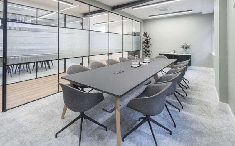 39 Earlham Street, London Image 4