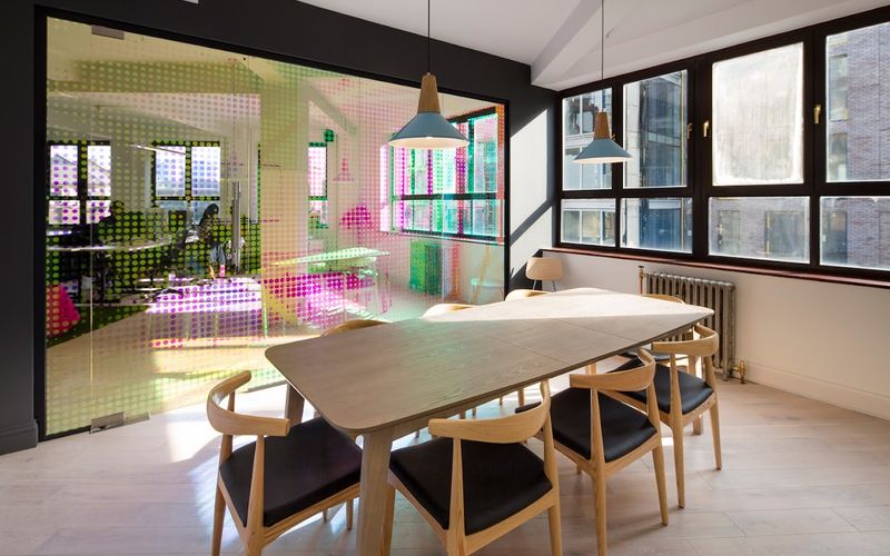 38-40 Commercial Road, Whitechapel Image 1