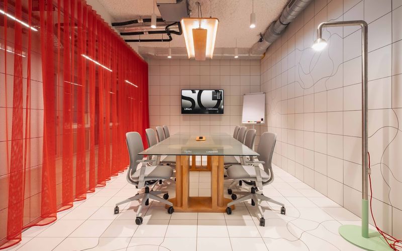 13 Courbevoie, Louvain-la-neuve Image 1
