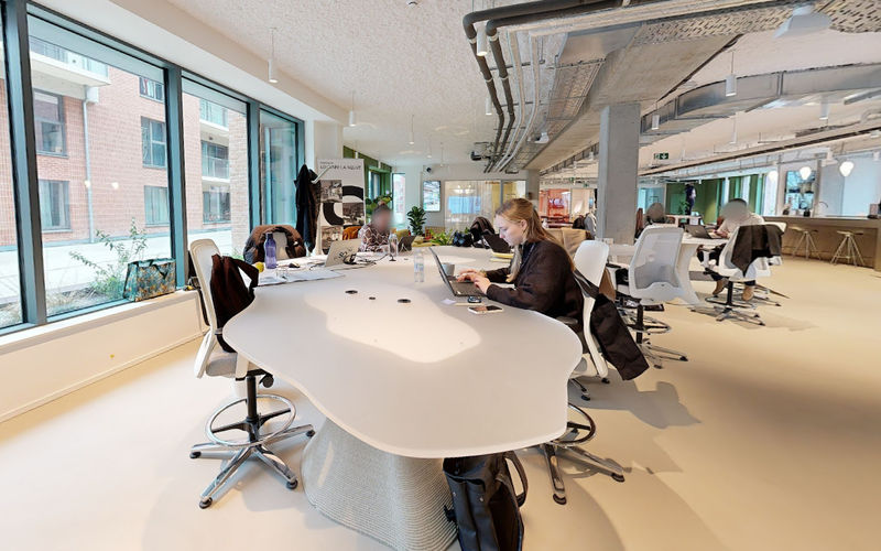 13 Courbevoie, Louvain-la-neuve Image 1
